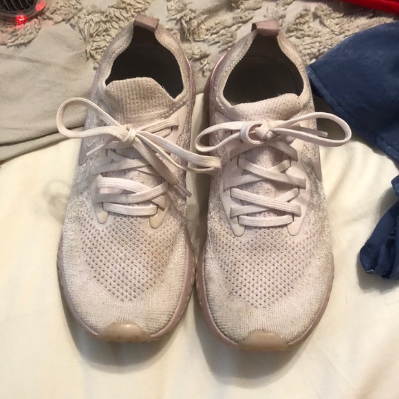 nike react tennis shoes